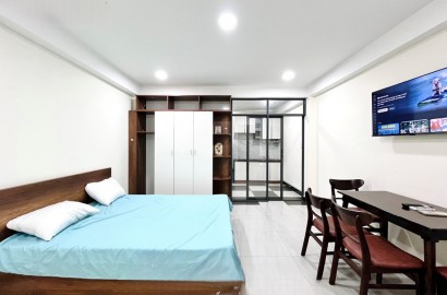 Cho thuê căn hộ trệt 1 phòng ngủ riêng có sân sau đường Lê Duy Nhuận