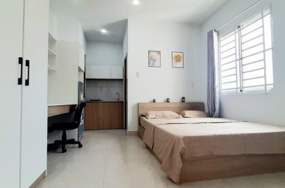 Serviced apartmemt for rent near Thi Nghe Market on Phan Van Han Street